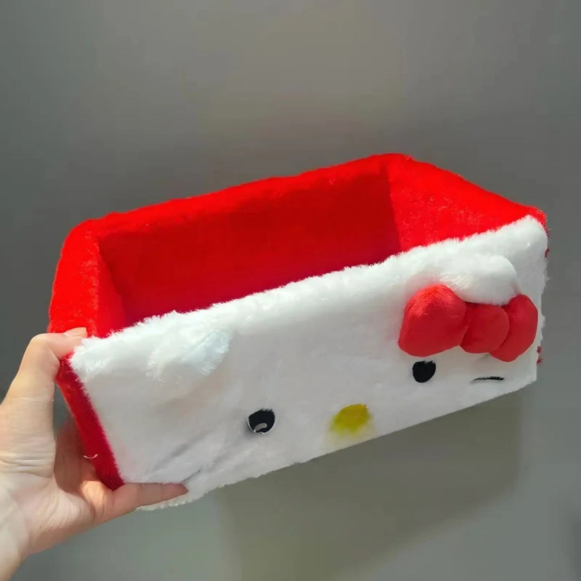 Kawaii Hello Kitty Fluffy Basket - Snuggle Heaven