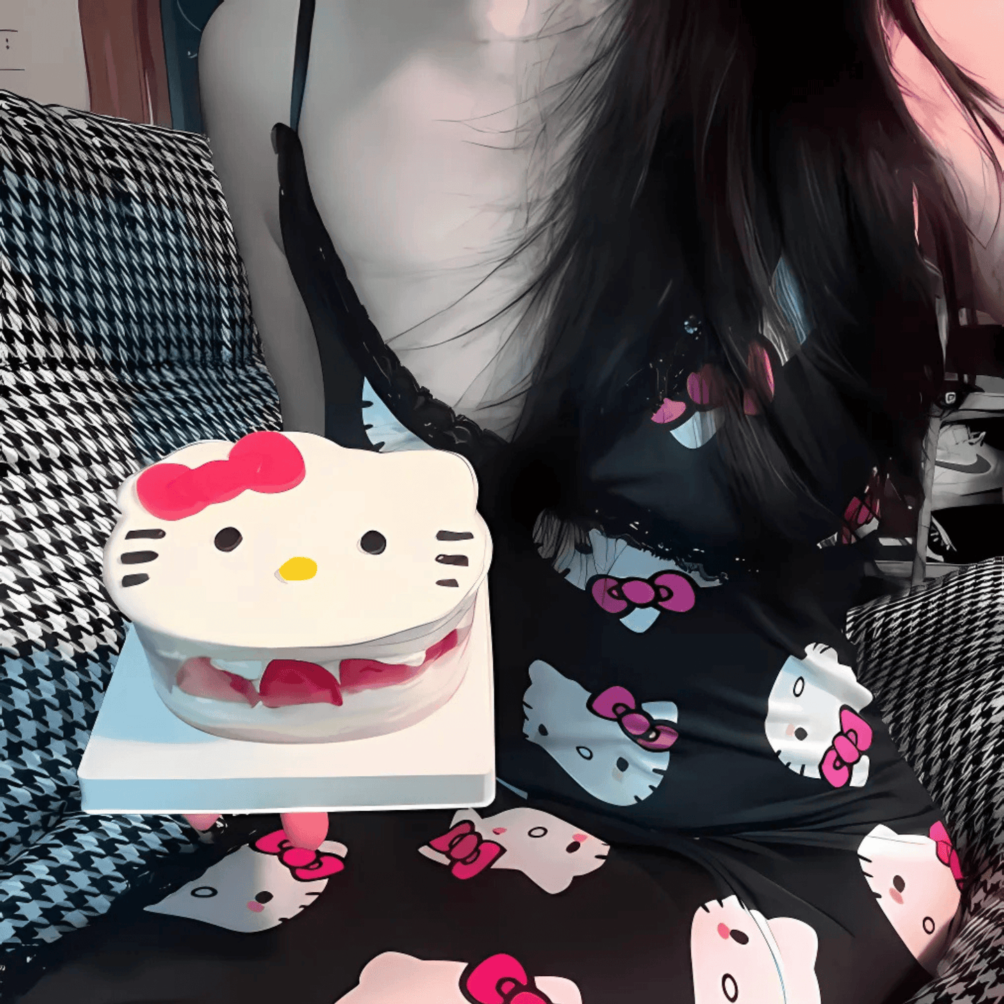 Hello Kitty Nightdress - Snuggle Heaven